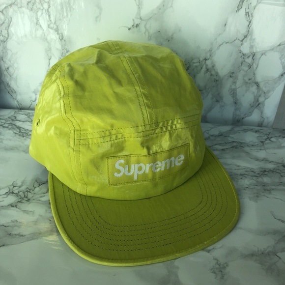 Supreme Hat - Picture 1 of 2